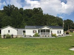 2305 Hopkins Cemetery Rd, Lily, KY 40740