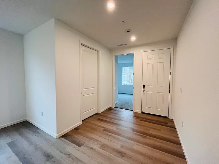 Home entry view (inside)