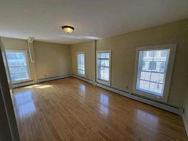 2 bed, $1,600 — Photo 2