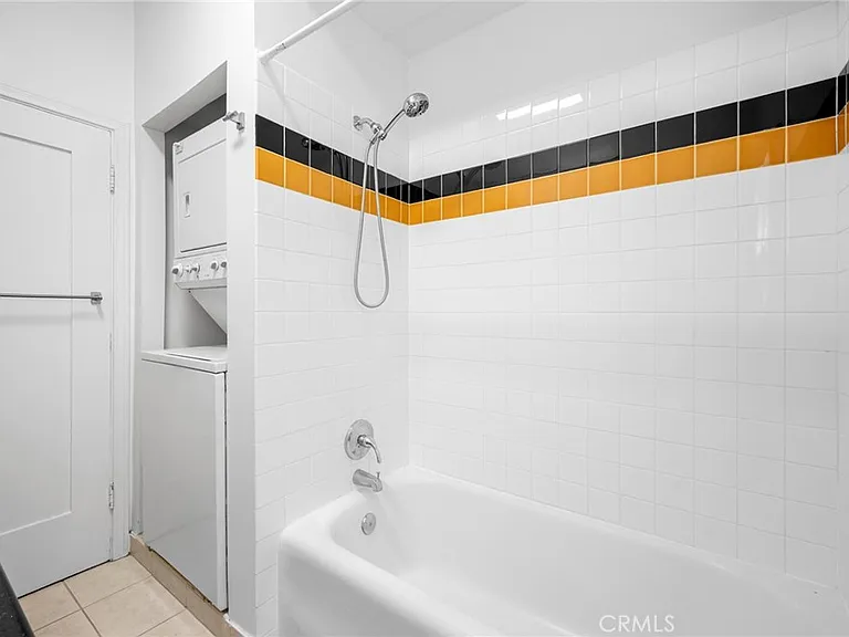 216 E Windsor Rd #2 — Photo 16