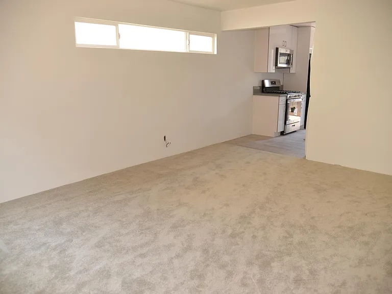 4884 Muir Ave — Photo 7
