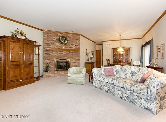 2nd image of 132 Fairfield Dr