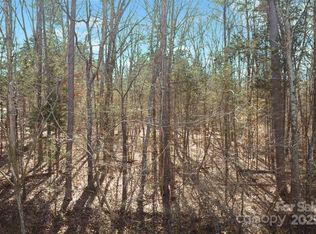 710 Breezewood Dr, Charlotte, NC 28262
