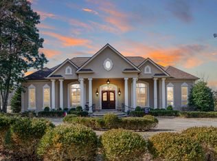 360 Fairway Dr, Clarksville, TN 37043
