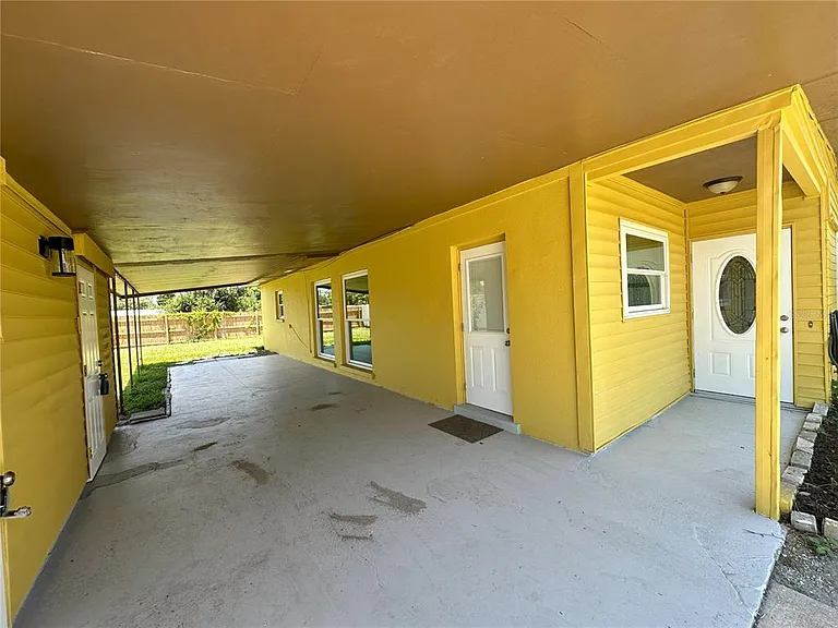 3335 Dudley St — Photo 3
