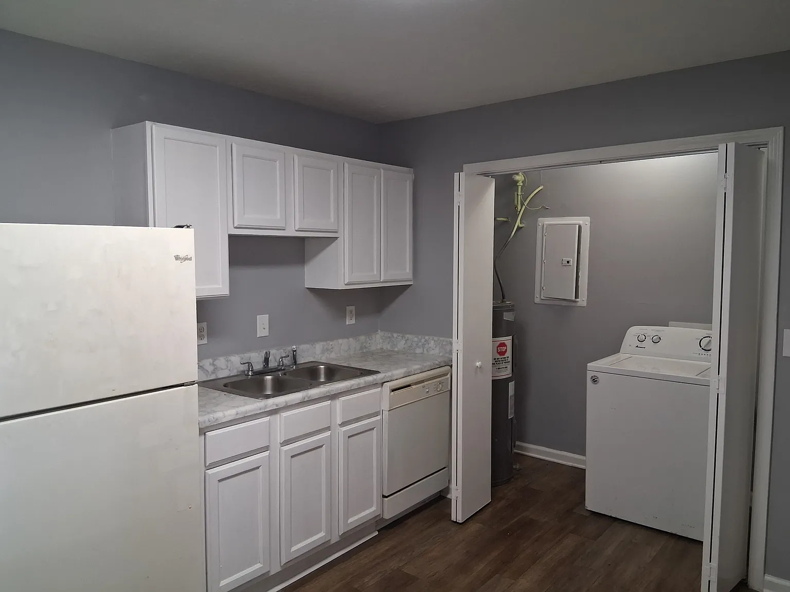 209 E. Wilson Street #28 - MSK Group - 1 — Photo 3