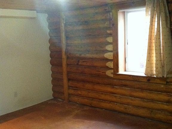 4th image of 1136 Van Buren St