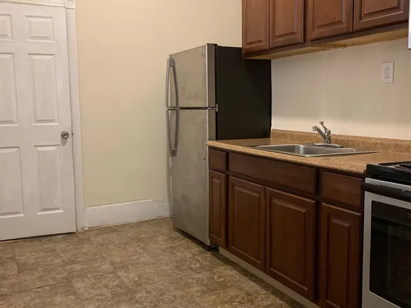 1215 W Silver St, Philadelphia, PA 19133