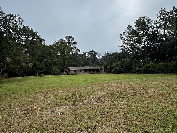 2nd image of 1405 Lakeview Rd