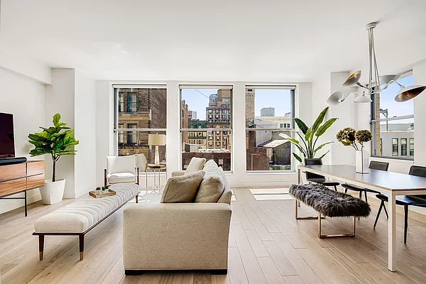 Sold by Compass | media 1