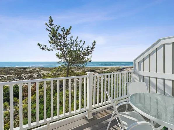 2166 Montauk Hwy, Amagansett, NY 11930