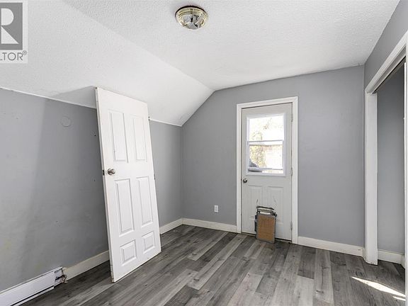 3rd image of 515 Albert St E #2
