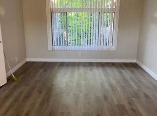4935 Beverly Blvd #11, Los Angeles, CA 90004