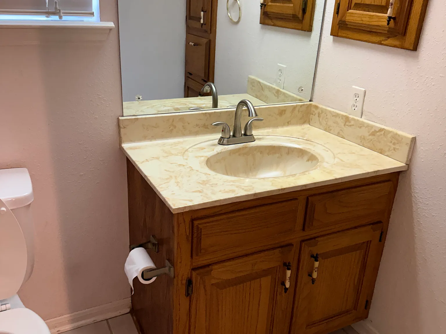 4 bed, 1672 sqft, $2,200 — Photo 3