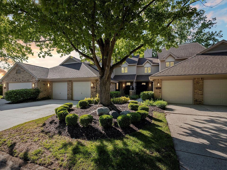 1st image of 18451 Blue Heron Dr E