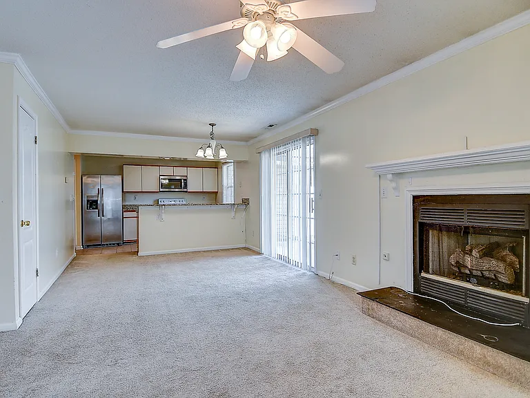 751 Ridge Cir — Photo 8
