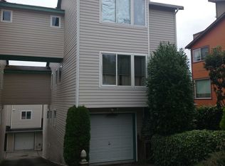 6716 California Ave SW UNIT C, Seattle, WA 98136