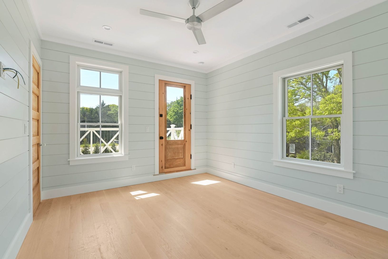  Second floor bedroom with balcony