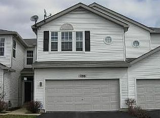 755 Panorama Ct, Aurora, IL 60502