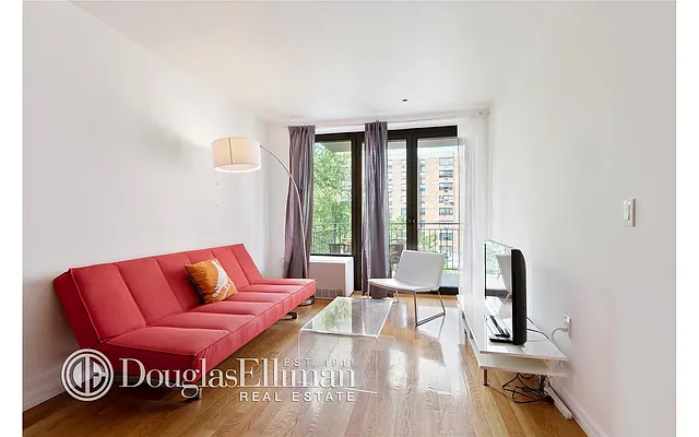 Rented by Douglas Elliman | media 16