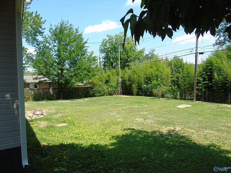 1903 Melbourne Ave NE — Photo 18
