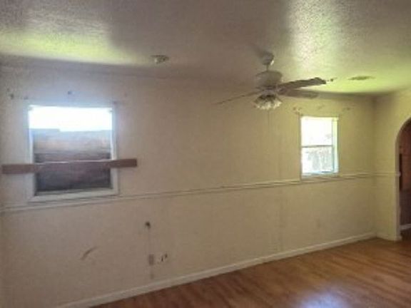 4th image of 1726 Tullamore St
