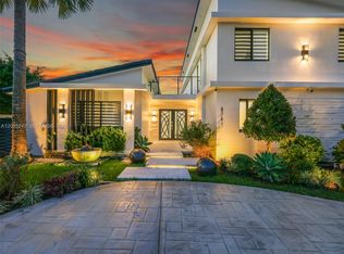 8761 SW 56th St, Miami, FL 33165