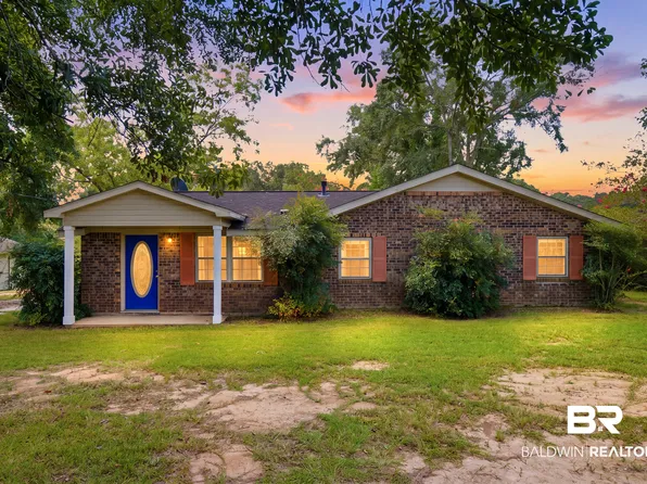 15780 Dogwood Rd, Bay Minette, AL 36507