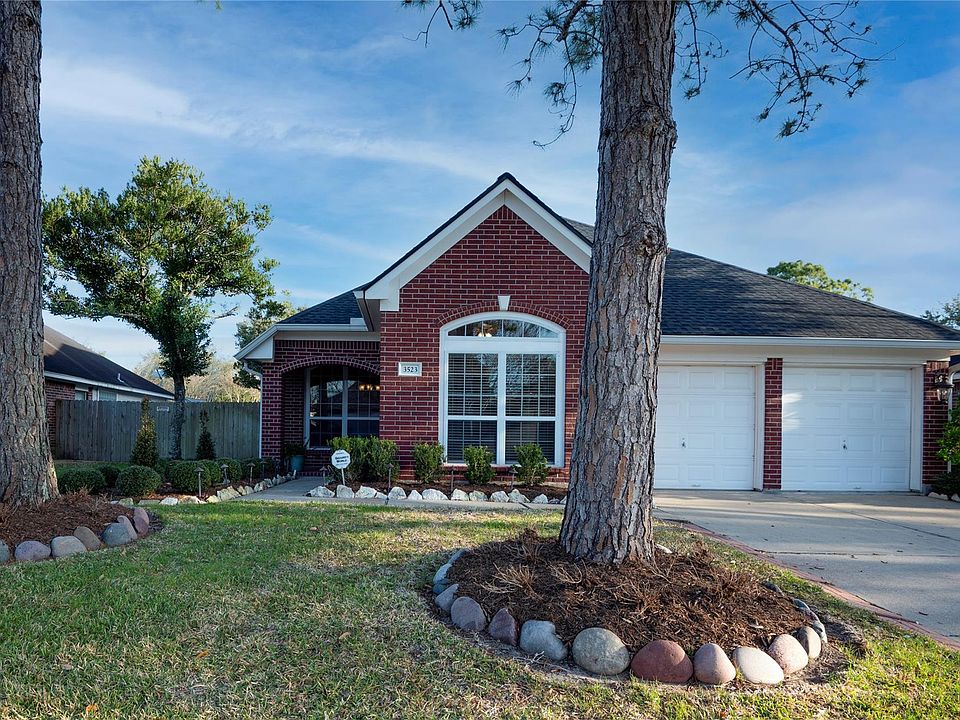1st image of 3523 Paigewood Dr