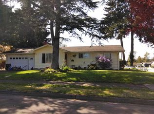 215 North Ct, Springfield, OR 97477