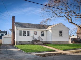 9 Rockdale Ave, Peabody, MA 01960