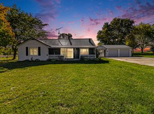 511 W Beard Rd, Pentwater, MI 49449