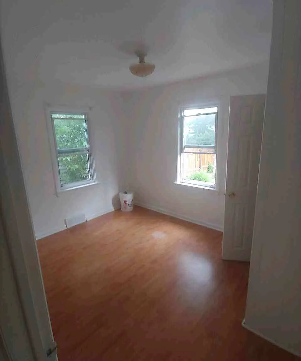 2 bed, 950 sqft, $1,350 — Photo 3