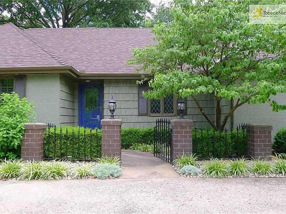 Inviting Front Entry Courtyard.