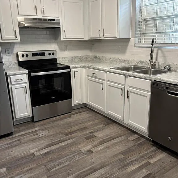 5739 Windfall Ln — Photo 12