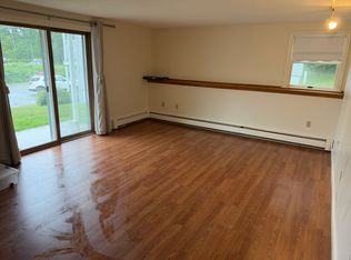 828 State St APT 1, Bangor, ME 04401