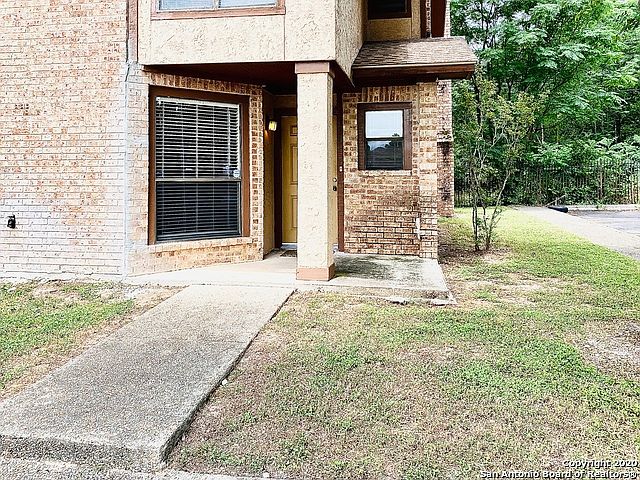 1st image of 4903 Ali Ave APT 1