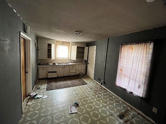 4th image of 119 N Florence St