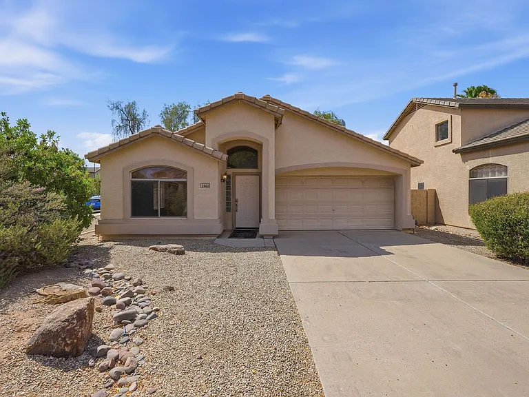 2403 W White Feather Ln — Photo 1