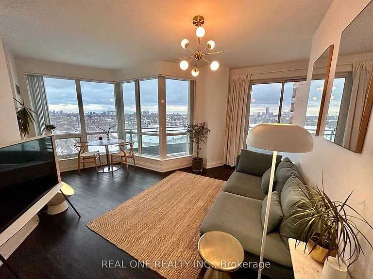 60 Byng Ave #910 — Photo 4