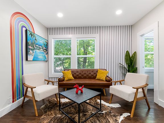 4th image of 13476 Clifton Blvd #206