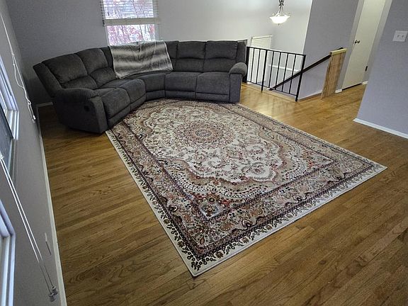 2nd image of 8001 Sanborn Dr