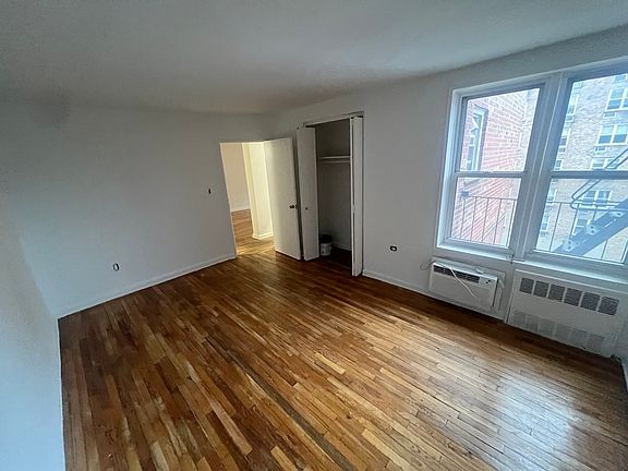 3rd image of 14454 Sanford Ave #49
