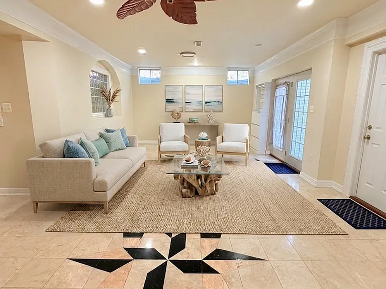 7125 Ayers Meadow Ln — Photo 2