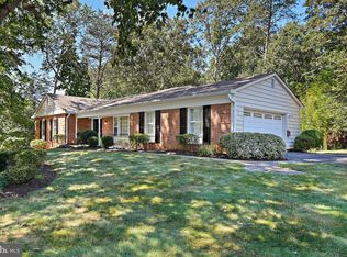 10200 Tamarack Dr, Vienna, VA 22182