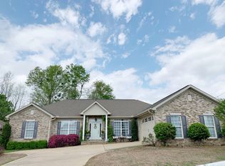 2734 Stardust Dr, Tuscaloosa, AL 35405