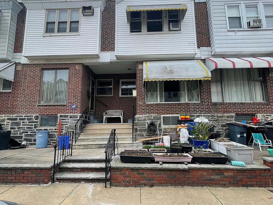 1st image of 2824 S Sheridan St