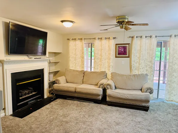 11632 Nellings Pl, Woodbridge, VA 22192