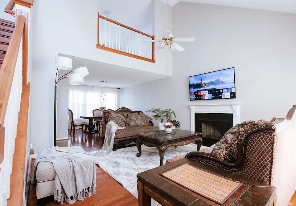 2nd image of 1810 Eastford Trce