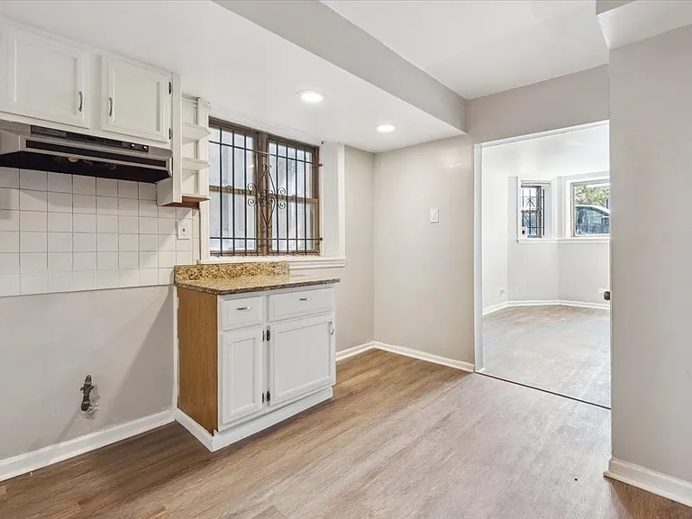 1128 W Diversey Pkwy #1G — Photo 7